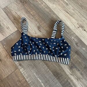 The Upside
Nina paisley-print sports bra size 8